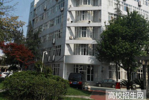 成都城市建设技工学校